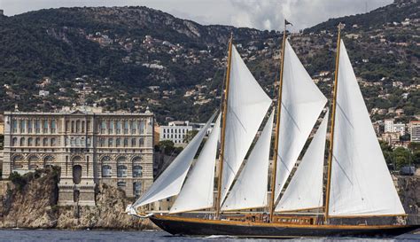 Creole, the sailboat of the Gucci family .